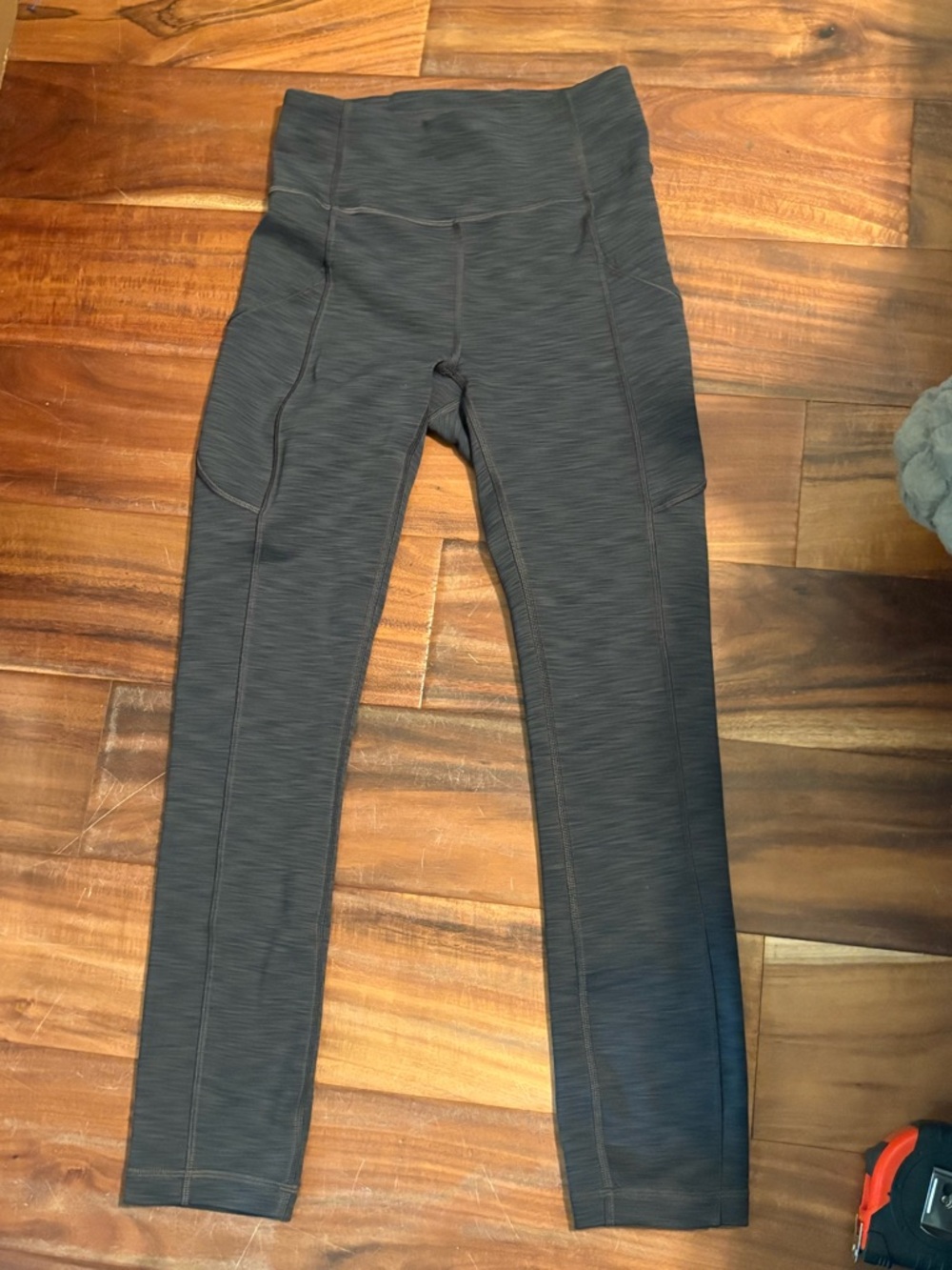 Lululemon High Rise Leggings Gray Side Pocket Athletic Yoga Pants Women (1238) 2